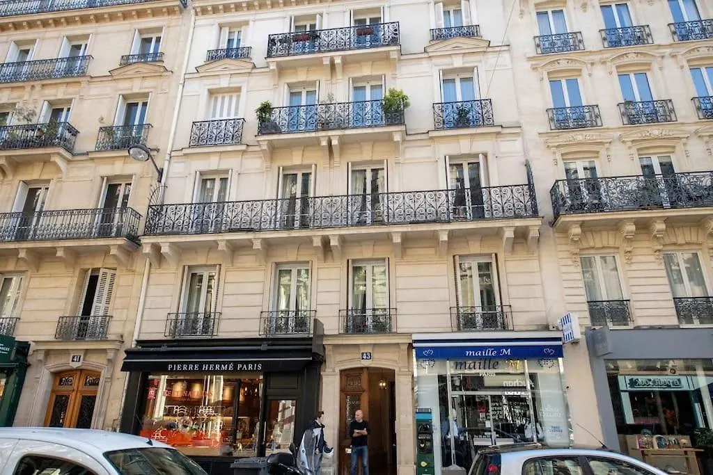 Διαμέρισμα Part Of Saint-germain-des Pres / 3 Bedrooms *